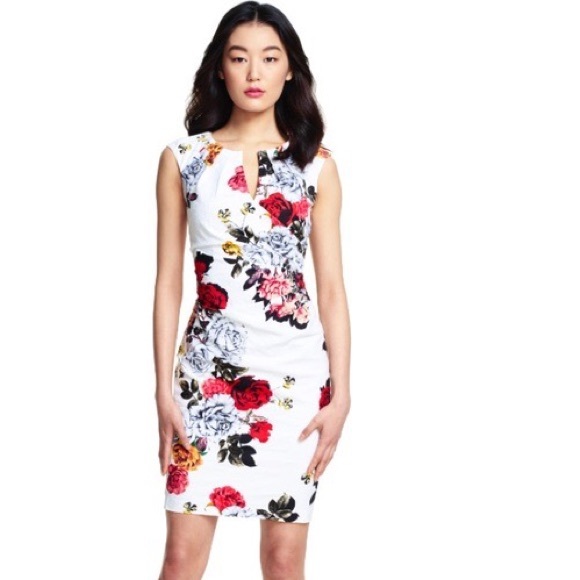 Adrianna Papell Dresses & Skirts - Adrianna Papell Floral Midi Dress Ruched Side Wrap V Neck Size 6